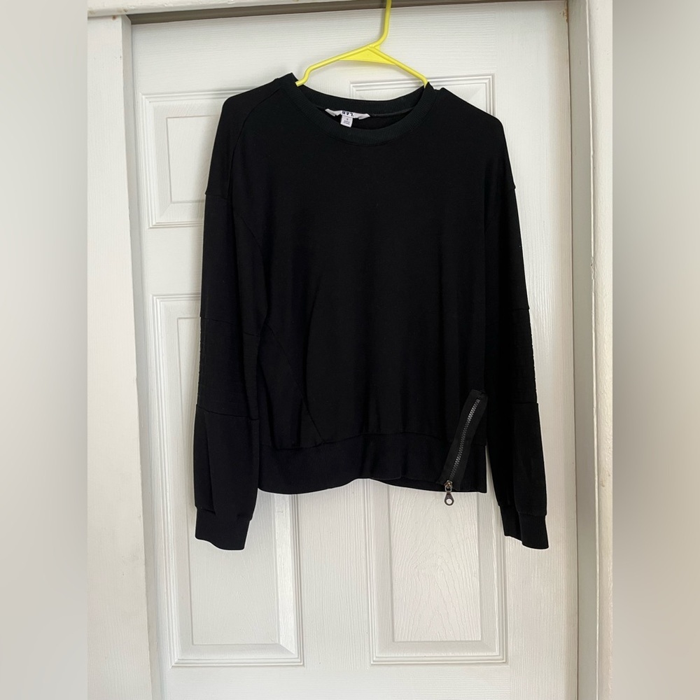 Black Women's Gym Sweater from Joy Lab size Small - Picture 3 of 12